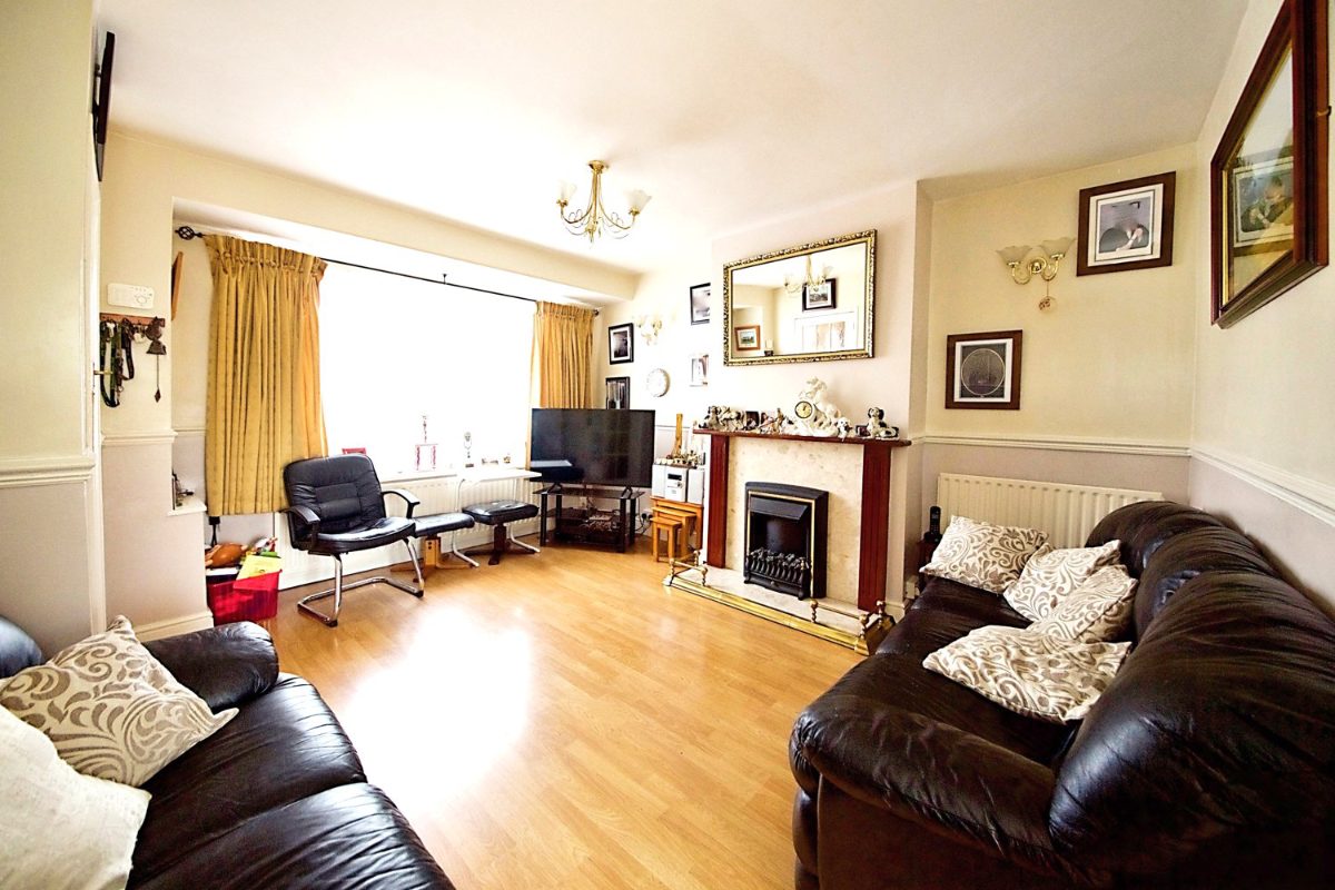A comfortable, welcoming living room